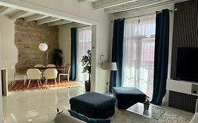 Apartament Colon Bcn 130 Mts 3 Dormitorios Port Vell