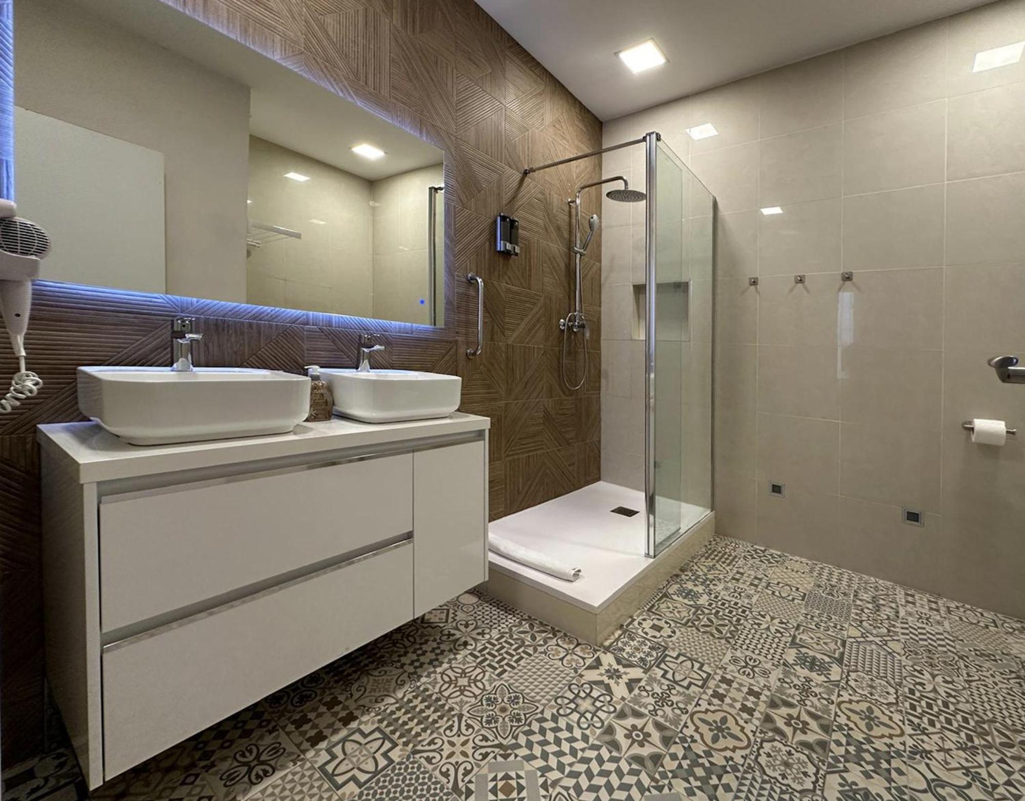 Apartament Colon Bcn 130 Mts 3 Dormitorios Port Vell Barcelona Exterior photo
